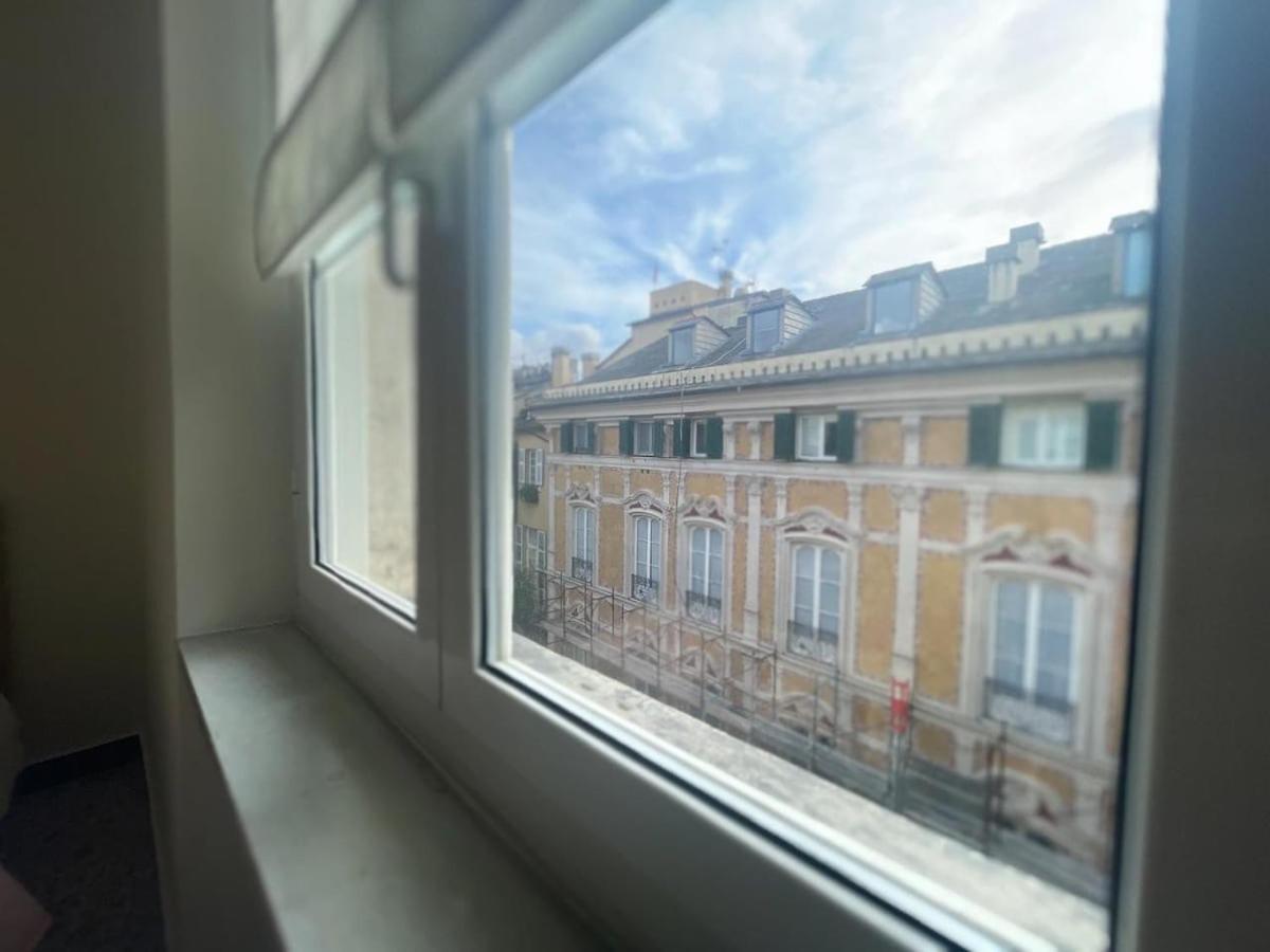 Apartment B Moderno Nel Centro Storico Genua